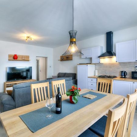 Apartment Luka Senj  Bagian luar foto