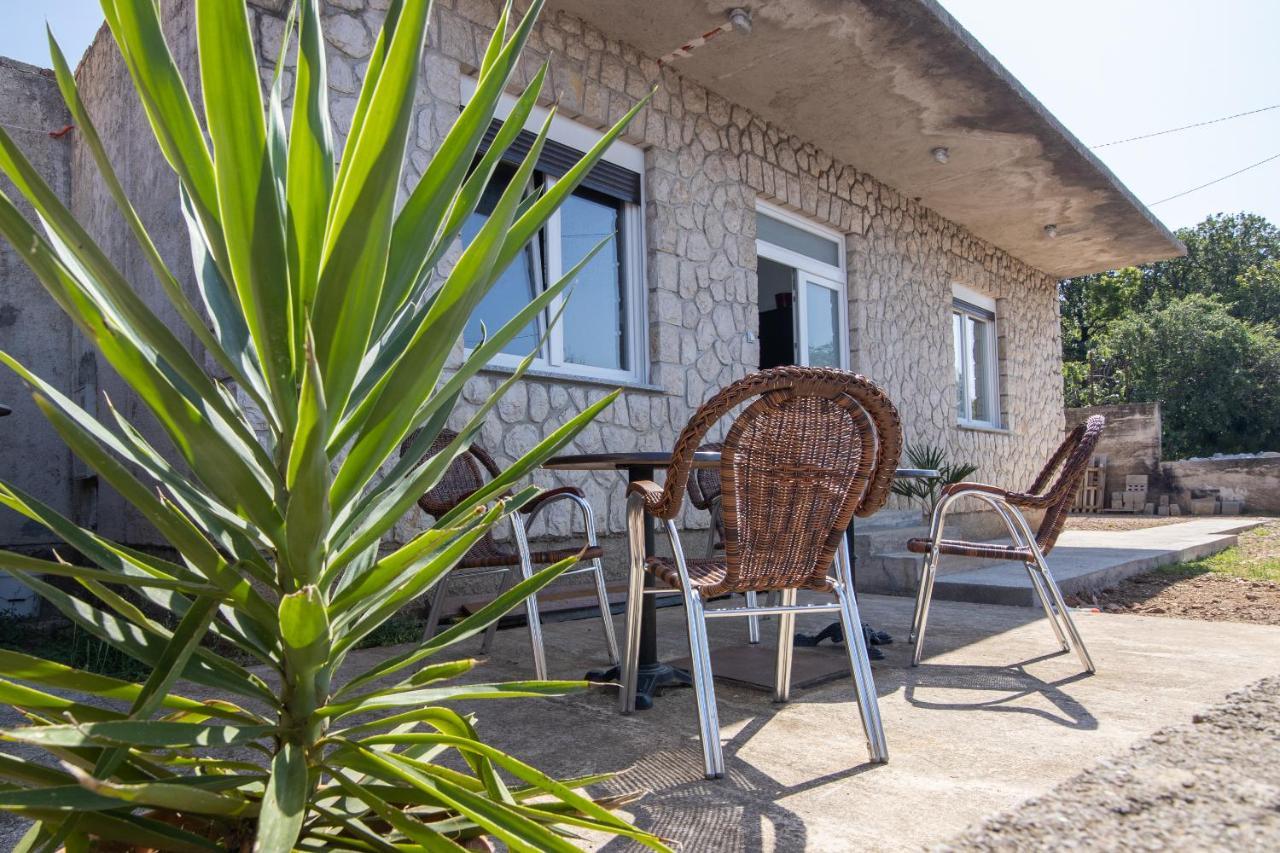Apartment Luka Senj  Bagian luar foto